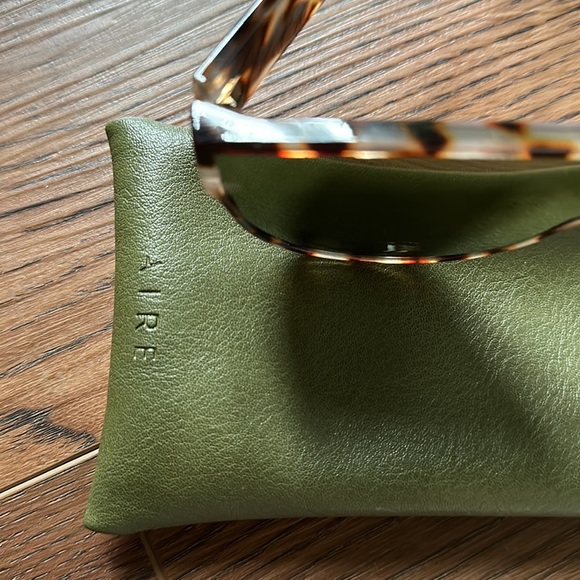 Aire cool sustainable mirrored sunglasses - Picture 7 of 9